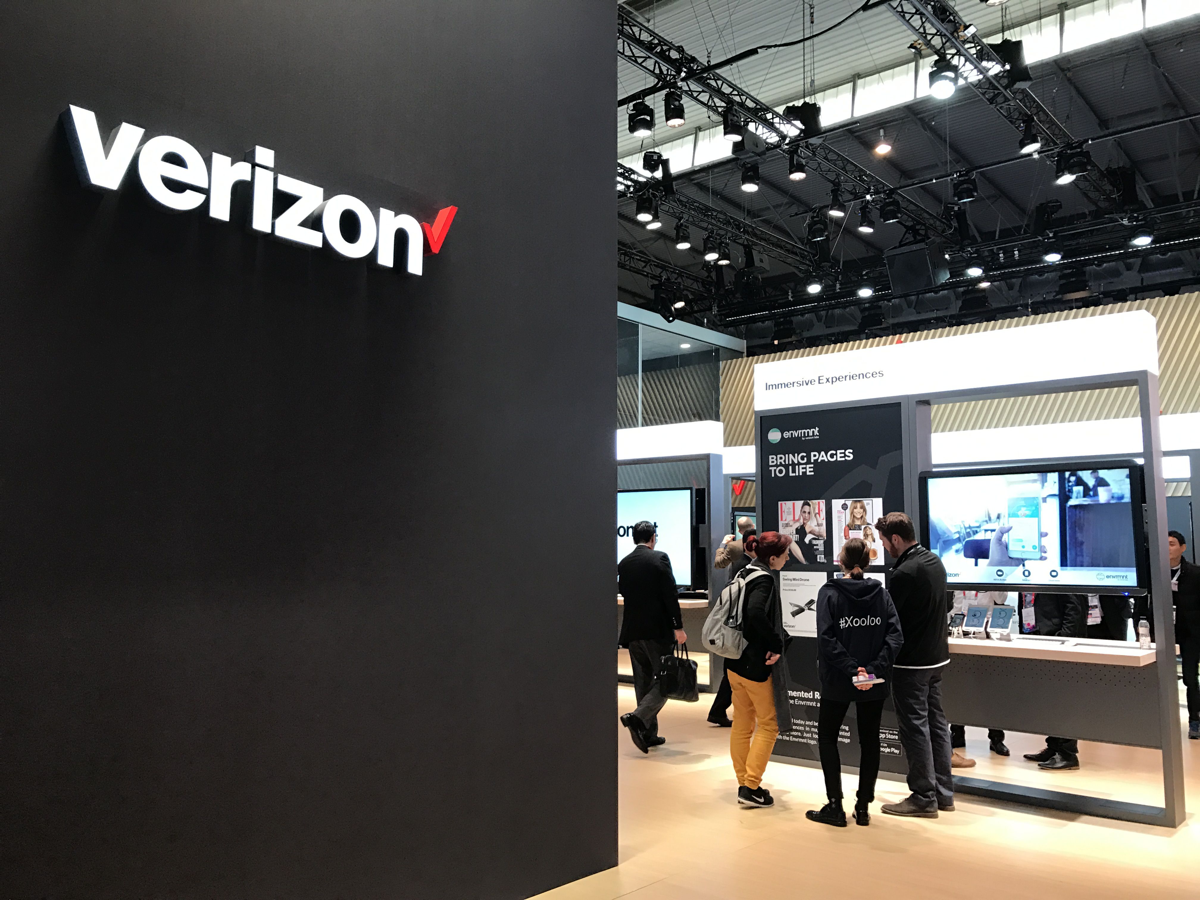Verizon launches its first 5G wireless network for smartphones.