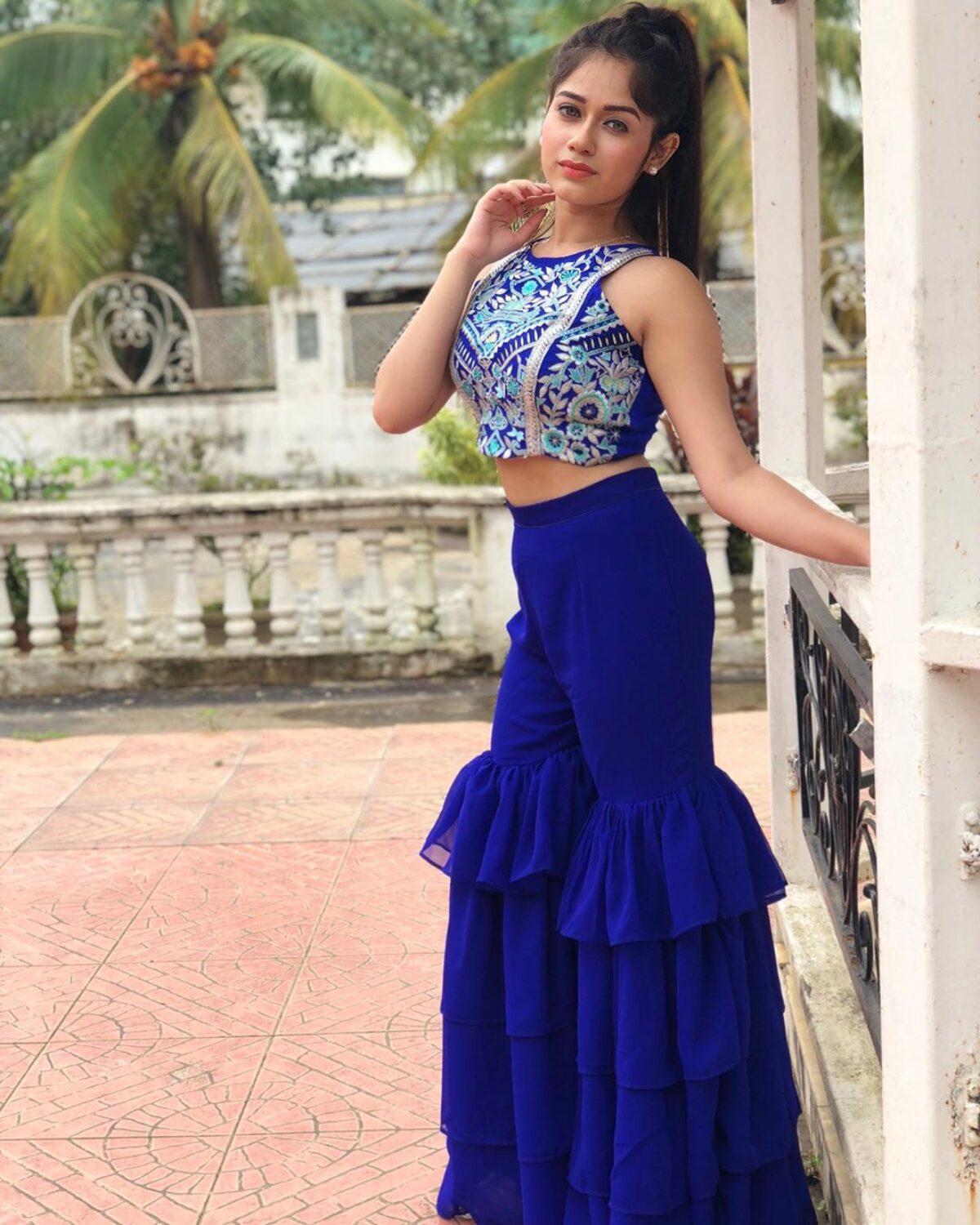 Jannat Zubair Rahmani is Pretty Looks in a Shiny Dress