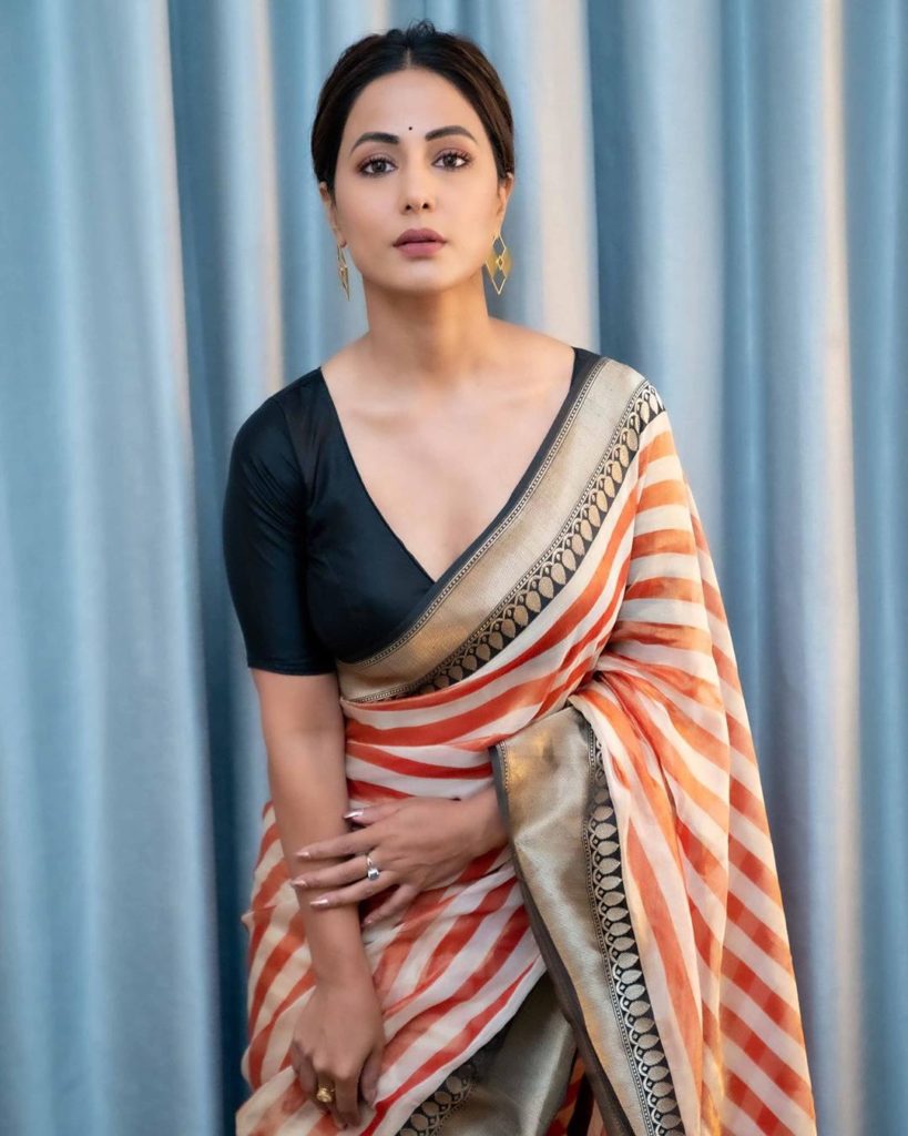 Hina Khan Looks Gorgeous In These Saree Photos Check It Out The