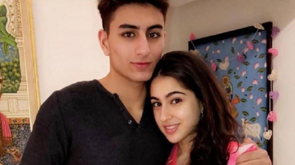 Sara Ali Khan Promotes Brother Ibrahim Ali Khans Modelling Work On Instagram The Indian Wire 