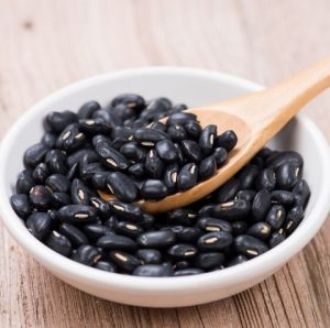 Black beans are an outstanding source of fibre and protein